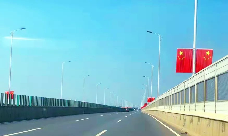 【為群眾辦實(shí)事】迎國(guó)慶！南昌城投運(yùn)管公司彰顯國(guó)企擔(dān)當(dāng) 做好“穩(wěn)安全、保暢通、強(qiáng)服務(wù)”工作